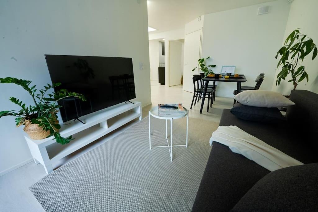 Apartmán 3H,K,P - Keskellae Tamperetta Kaunis Parvekkeellinen Uusittu Kolmio Exteriér fotografie